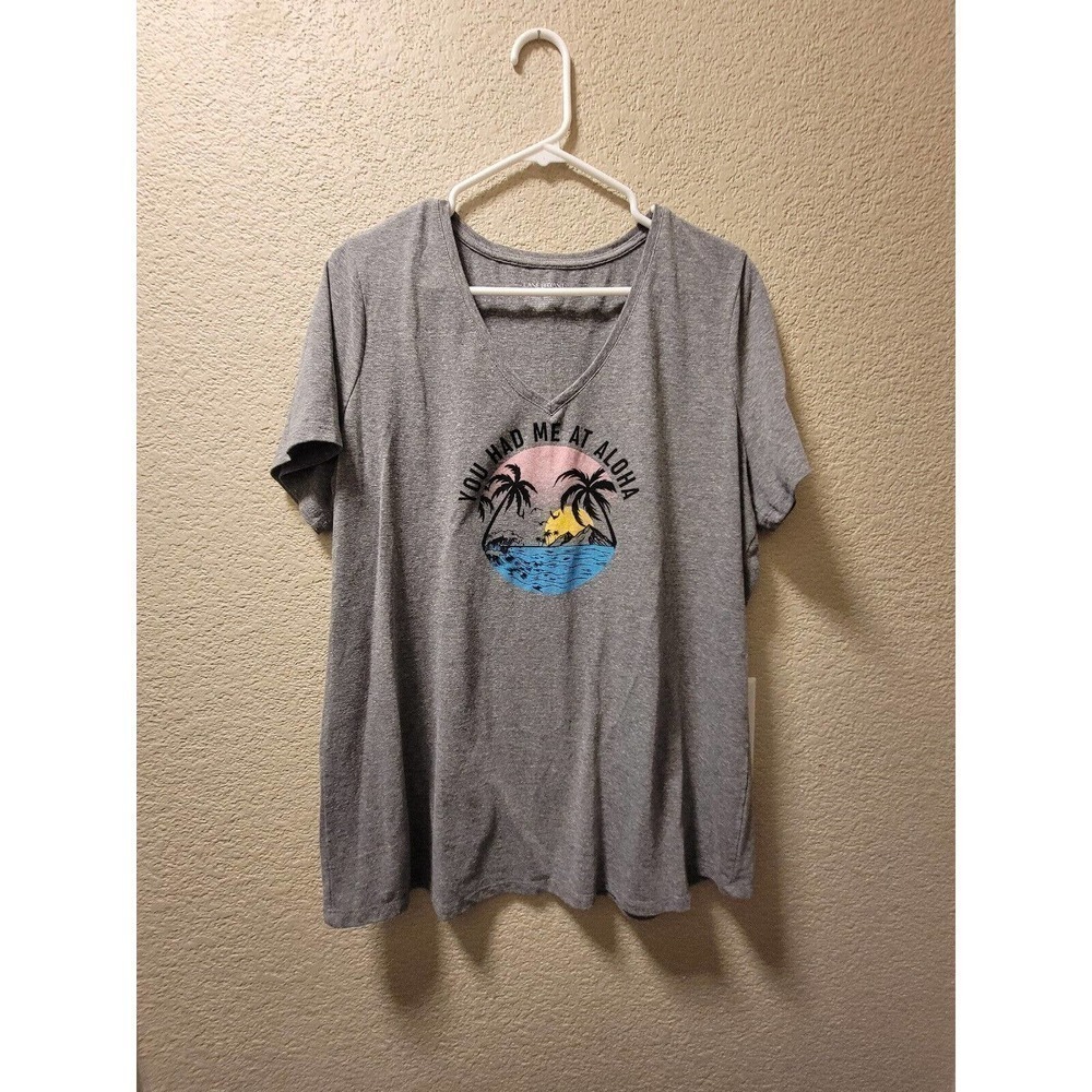 Lane Bryant Gray Short Sleeve Tee with Tropical Sunset Graphic